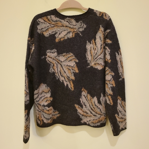 Vince Sweater - Picture 5 of 9